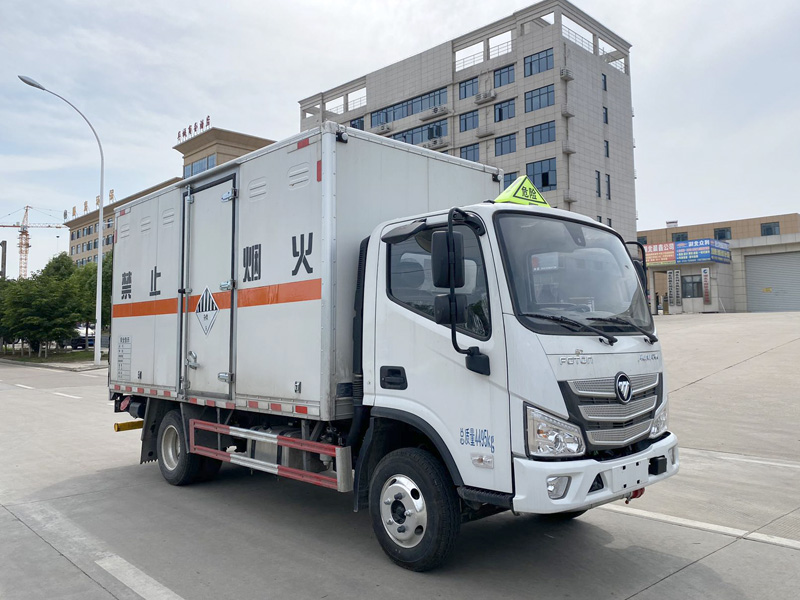 雜項(xiàng)危險(xiǎn)物品廂式運(yùn)輸車，運(yùn)輸車，運(yùn)輸車廠家，楚勝集團(tuán)